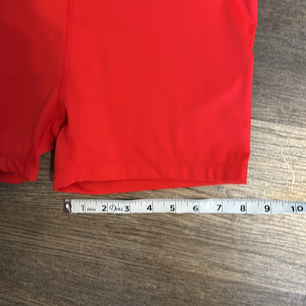 Thrive Red Pleated Pull On Skort with Star Details NEW - Large - Picture 9 of 11